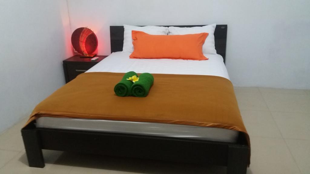 Mawar Homestay Canggu Esterno foto