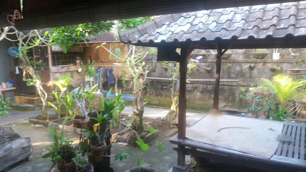 Mawar Homestay Canggu Esterno foto