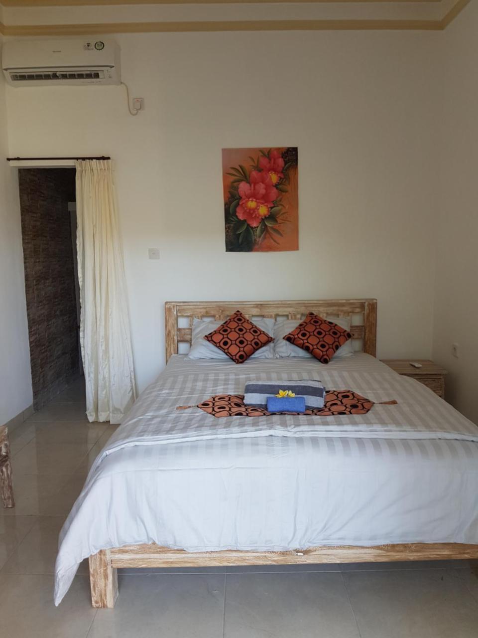 Mawar Homestay Canggu Esterno foto